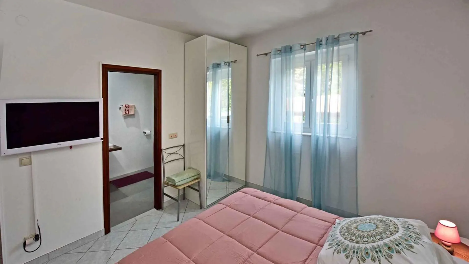 Apartments In Vranici/Porec - Istrien 47130